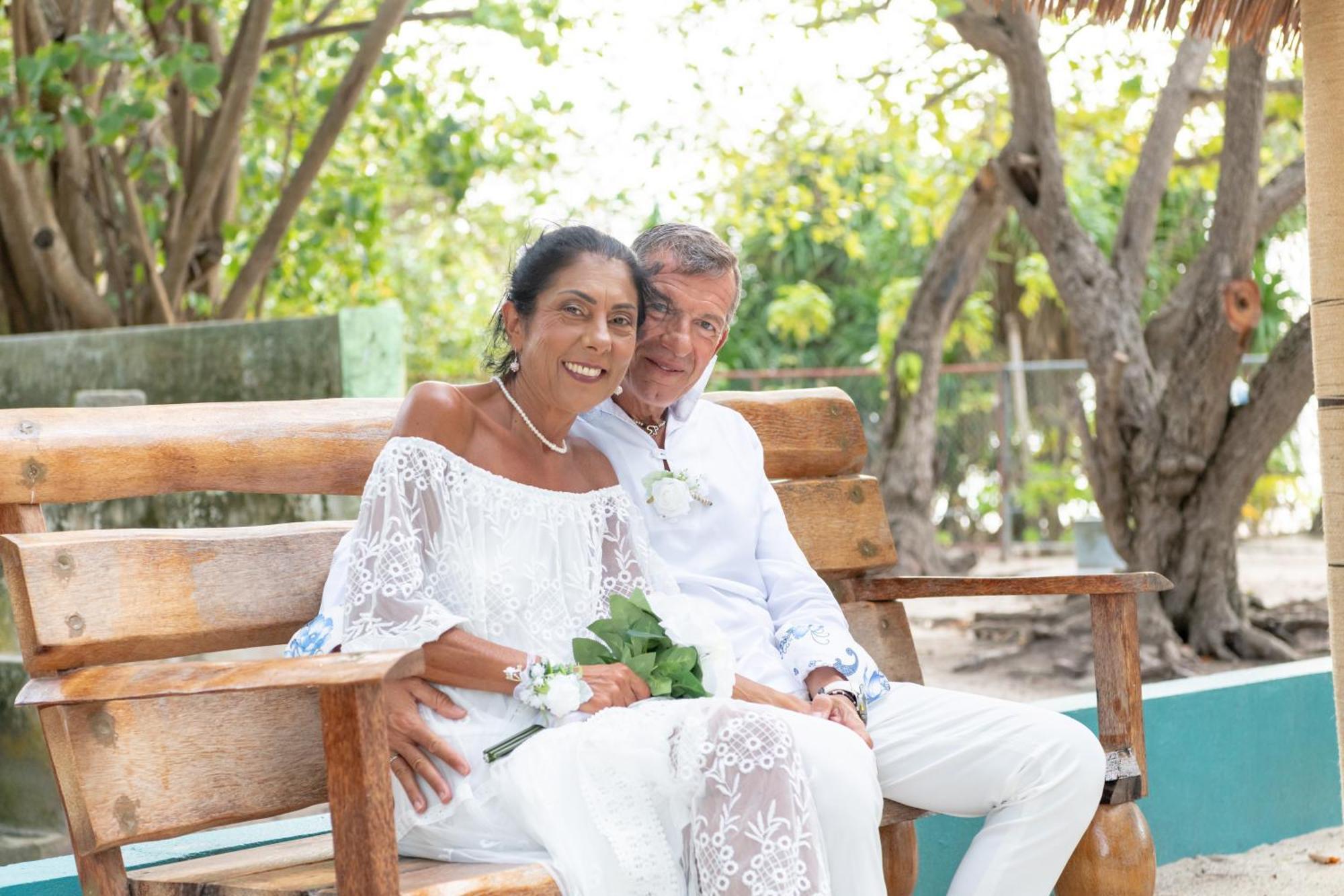 Paguro Seaview Hotel Bodufolhudhoo Ngoại thất bức ảnh